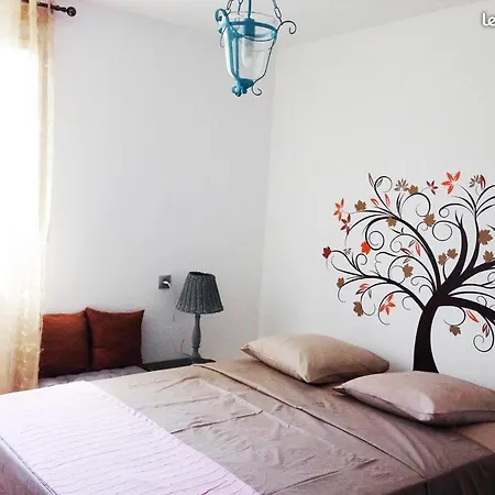 Serena * Sarrola-Carcopino